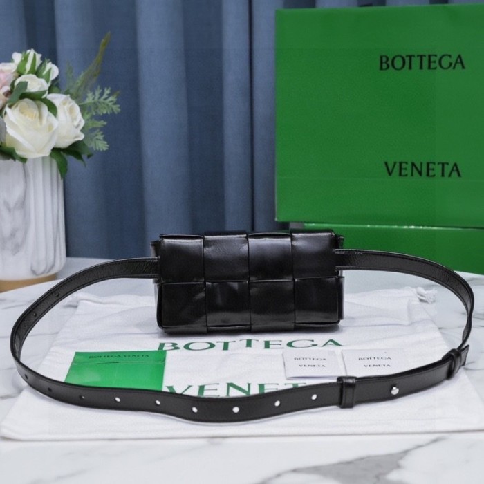  Handbags LOEWE 6815 size:17.5×9.5×5 cm