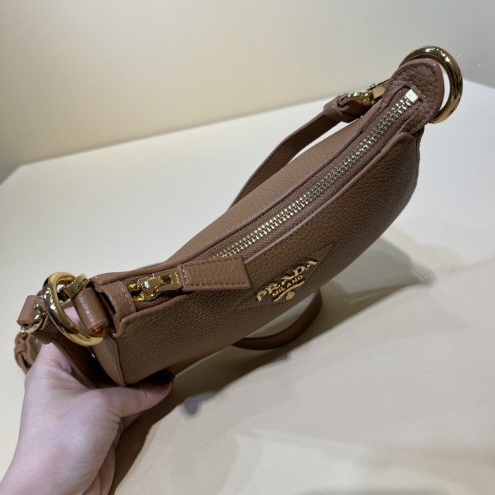 Handbags Prada 1BH193    size:24×18×6 cm