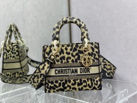  Handbags Dior 6605 size:24cm