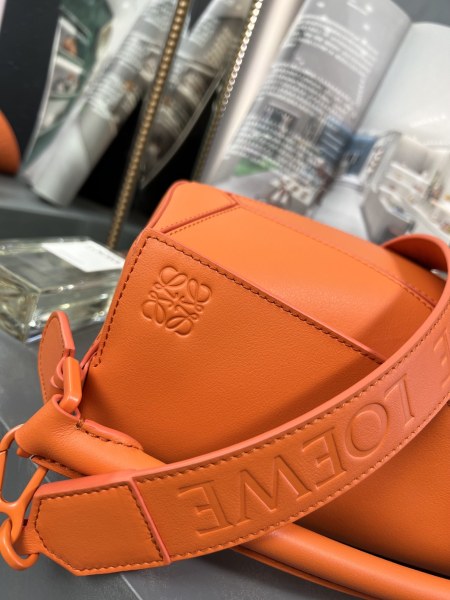 Handbags LOEWE 𝙿𝚞𝚣𝚣𝚕𝚎  size:24-16.5-10.5 cm