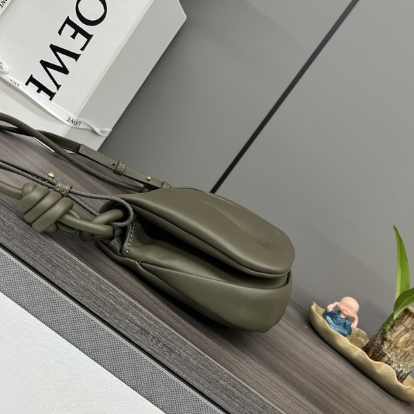  Handbags LOEWE 10188 size:36.5*19*23 cm