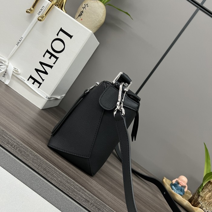  Handbags LOEWE 062324 size:24*10.5*16 cm