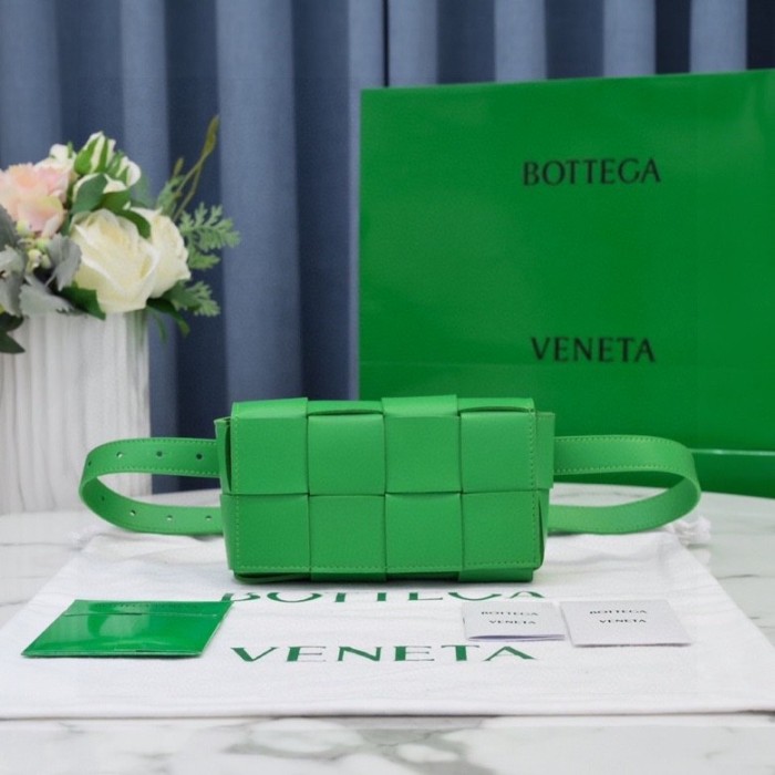  Handbags LOEWE 6815 size:17.5×9.5×5 cm