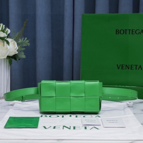  Handbags LOEWE 6815 size:17.5×9.5×5 cm