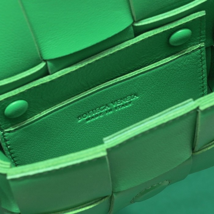  Handbags LOEWE 6813 size:12x8x4 cm