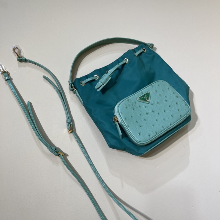 Handbags Prada 1BH038   size:22.5×17.5×12 cm