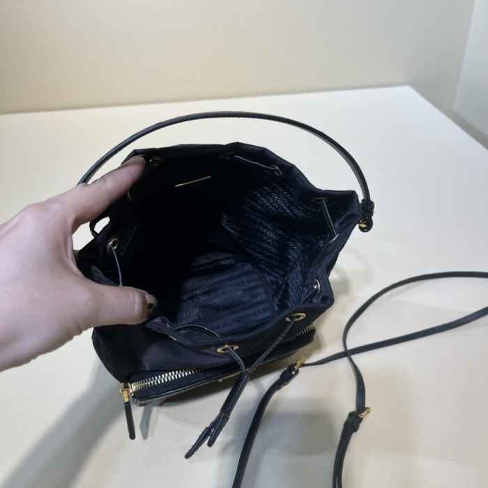  Handbags LOEWE 1BH038   size:22.5×17.5×12 cm