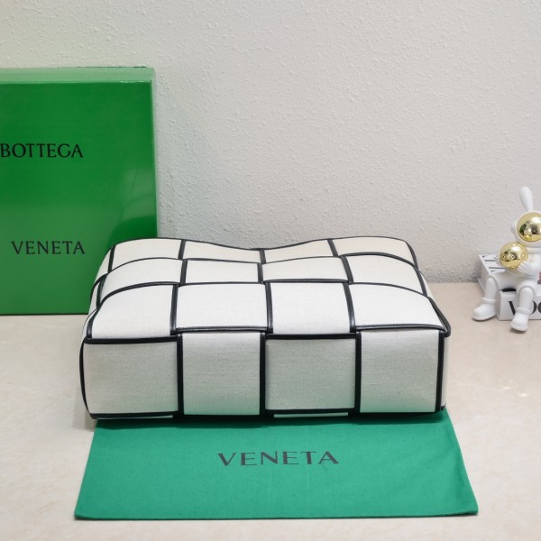 Handbags  Bottega Veneta 9890 size:47x13x33 cm