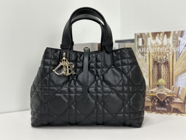  Handbags  Dior 6231 size:28x21x19 cm
