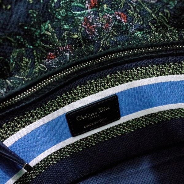  Handbags  Dior 6605 size:24cm