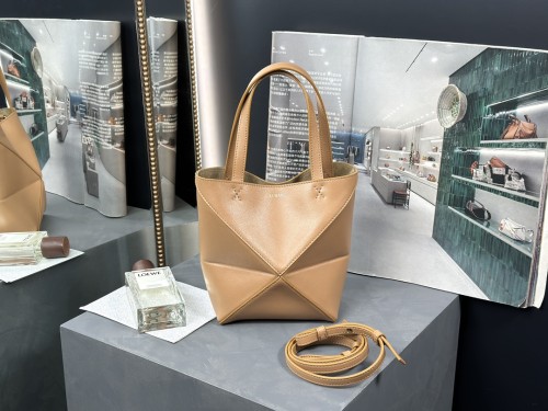  Handbags LOEWE 𝙋𝙪𝙯𝙯𝙡𝙚 𝙁𝙤𝙡𝙙  size:16.5-9.5-20 cm