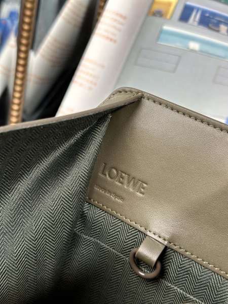  Handbags LOEWE 𝘏𝘢𝘮𝘮𝘰𝘤𝘬 size:20.8-19.5-14.5 cm