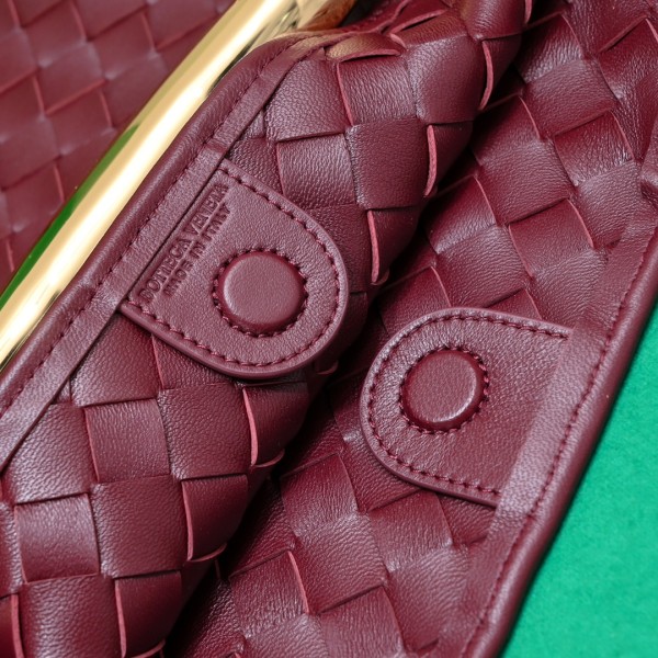  Handbags LOEWE BV Sardine 7468-1 size:39*31*12 cm