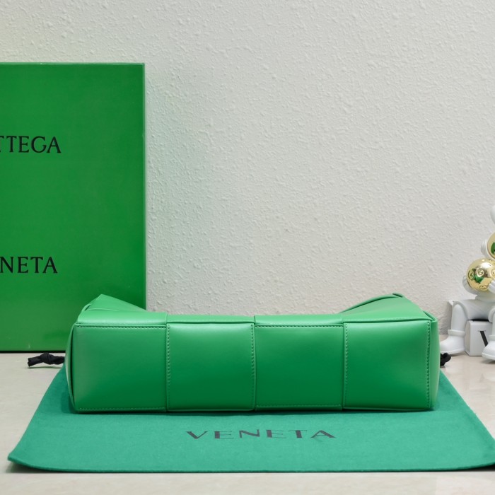  Handbags LOEWE 9898 size:38*10*28 cm