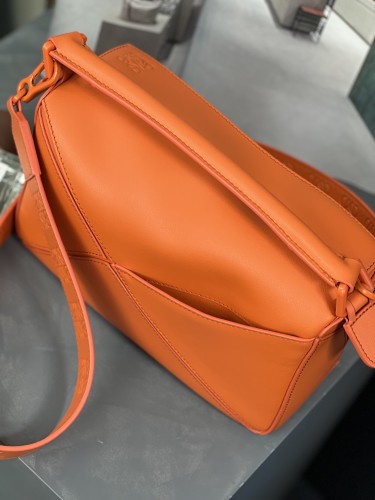  Handbags LOEWE 𝙿𝚞𝚣𝚣𝚕𝚎  size:24-16.5-10.5 cm
