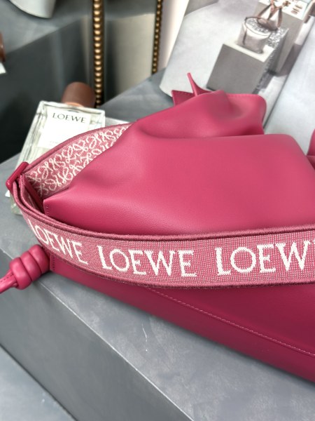  Handbags LOEWE 𝗟𝗼𝗲𝘄𝗼 𝗙𝗹𝗮𝗺𝗲𝗻𝗰𝗼 size:30-24.5-10.5 cm