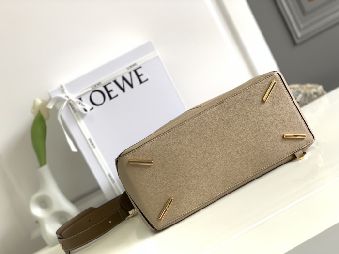  Handbags LOEWE 10170 size:35*17*24 cm
