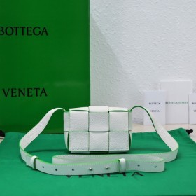  Handbags LOEWE 6813 size:12x8x4 cm