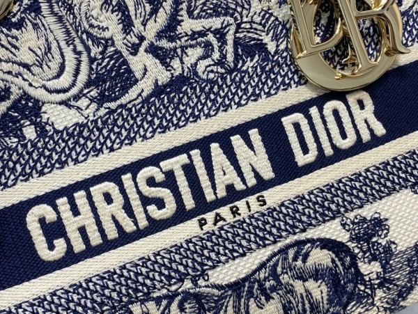  Handbags Dior 6605 size:24cm