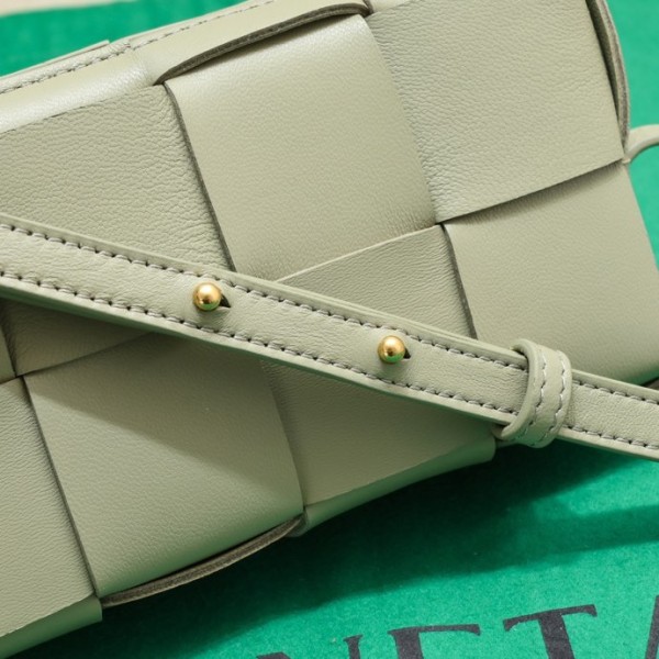  Handbags LOEWE 6816  size:18*9*3.5 cm