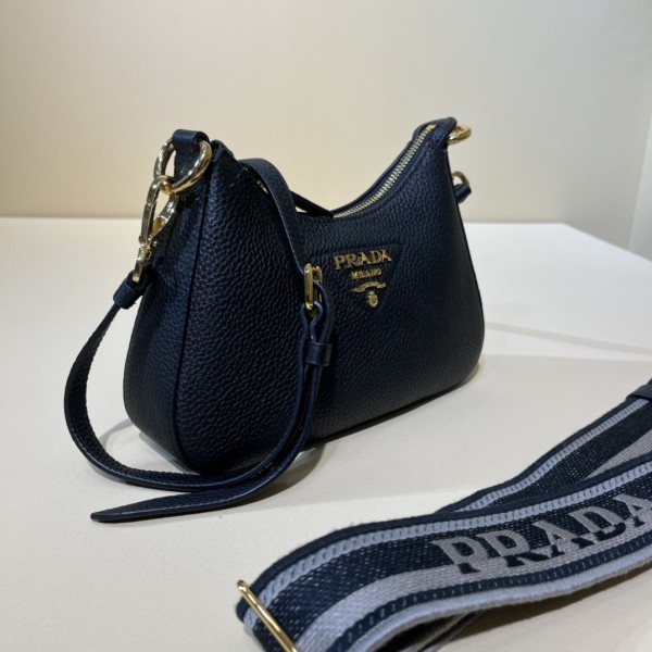 Handbags Prada 1BH193    size:24×18×6 cm