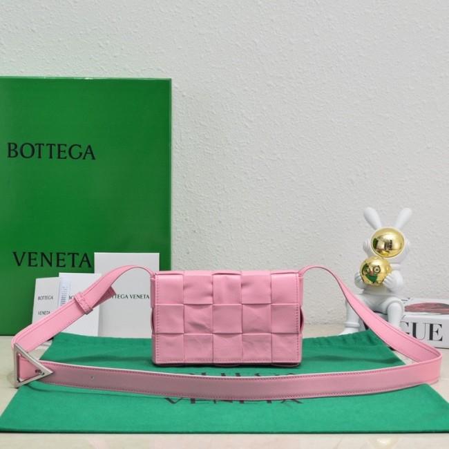 Handbags  Bottega Veneta 7587 size:17.5*10.5*3 cm