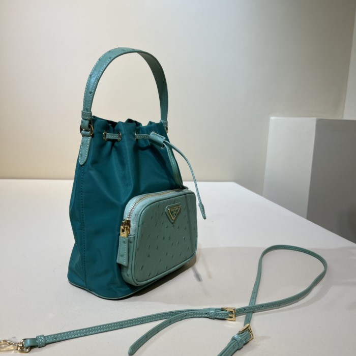 Handbags Prada 1BH038   size:22.5×17.5×12 cm