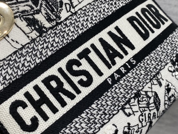 Handbags  Dior 6603 size:17*7*15 cm