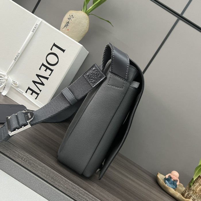  Handbags LOEWE 11360  size:33X25X10 cm