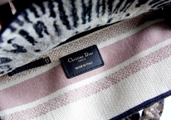  Handbags  Dior 6605 size:24cm