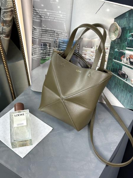  Handbags LOEWE 𝙋𝙪𝙯𝙯𝙡𝙚 𝙁𝙤𝙡𝙙  size:16.5-9.5-20 cm