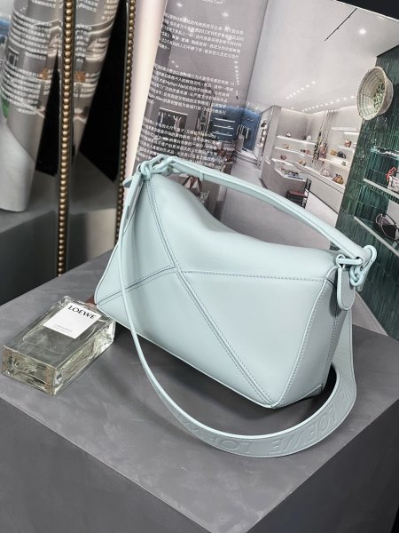  Handbags LOEWE 𝙿𝚞𝚣𝚣𝚕𝚎  size:24-16.5-10.5 cm