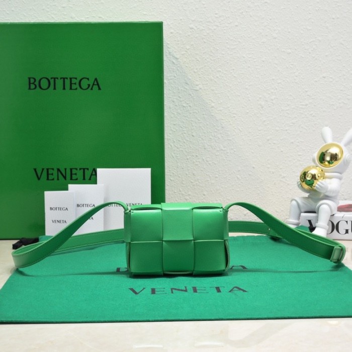  Handbags LOEWE 6813 size:12x8x4 cm