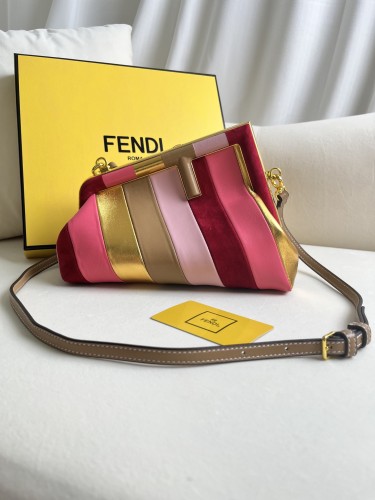 handbags FENDI 129 size:26*18*9.5cm