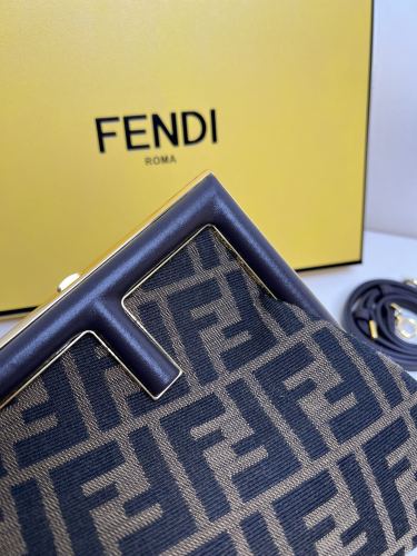 handbags FENDI 8BP229 sie:18*26*9.5cm