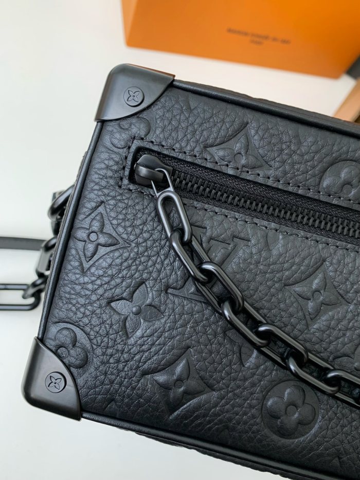 LOUIS VUITTON Mini Soft Trunk Shoulder Bag M55702 mini size 18.5*8*13 cm