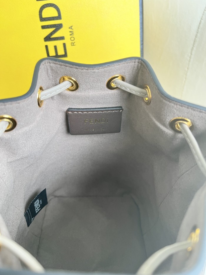 handbags FENDI 226 size:12*18*10cm