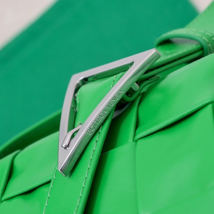 handbags Bottega Veneta 7587# size:17.5*10.5*3cm