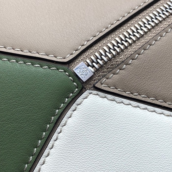  Handbags LOEWE zp size:24*14*11 cm