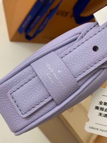  Handbags Louis Vuitton M82391 size:20.5*11*5 cm