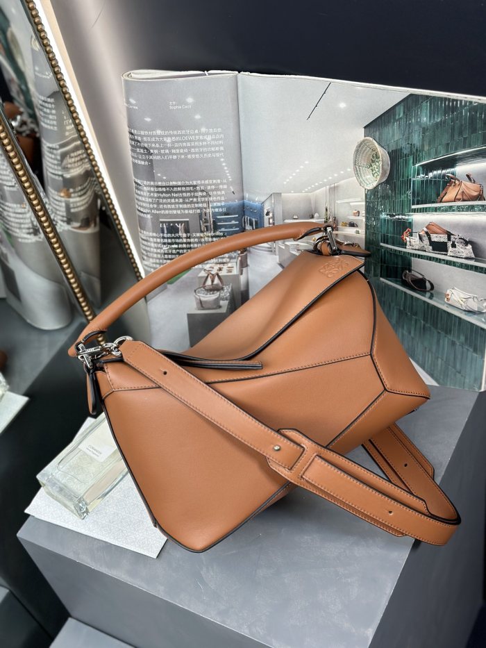  Handbags LOEWE 𝘗𝘶𝘻𝘻𝘭𝘦 𝘌𝘥𝘨𝘦  size:29-19.5-14 cm