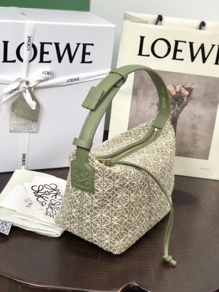  Handbags LOEWE 𝐂𝐮𝐛𝐢   size:21-12-12.5 cm
