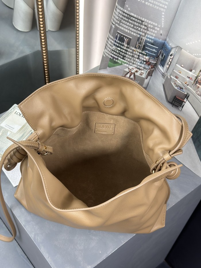  Handbags LOEWE flamenco clutch size:30-24.5-10.5 cm