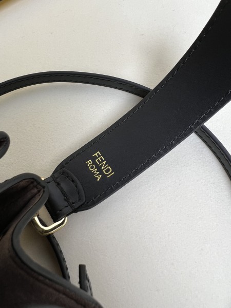 handbags FENDI 226 size:12*18*10cm