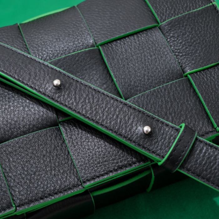 handbags Bottega Veneta 6687# size:23*15*6cm