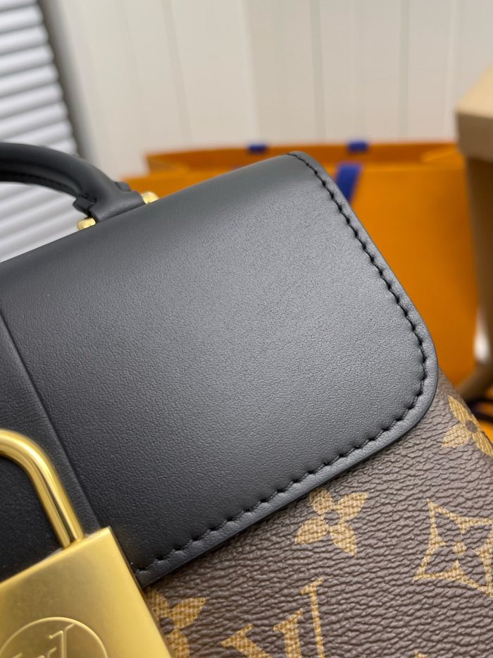 LOUIS VUITTON Locky Monogram BB Noir M44141 size:20*7.5*16 cm