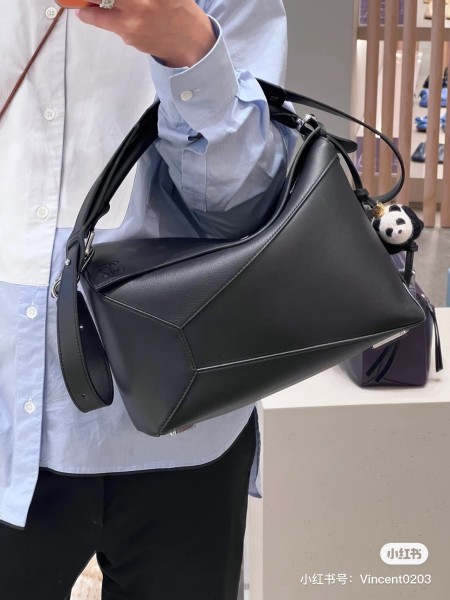  Handbags LOEWE 𝘗𝘶𝘻𝘻𝘭𝘦 𝘌𝘥𝘨𝘦  size:29-19.5-14 cm