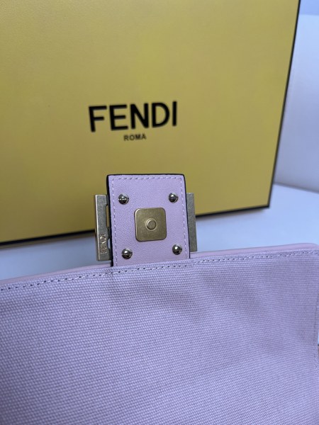 handbags FENDI Baguette size:26*6.5*13.5cm