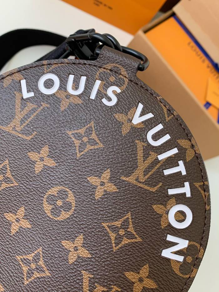  Handbags Louis Vuitton M46691 size:33*17*17 cm