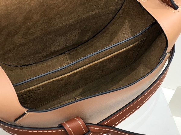  Handbags LOEWE zp  size:20*19*11.5 cm